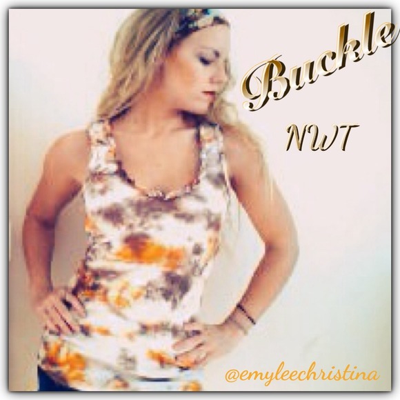 ⭐️NWT⭐️Boho Chic Racerback Tie Dye Tank Top