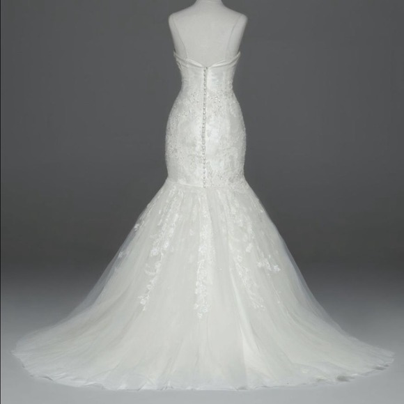 Like new Wedding dress - Picture 2 of 4