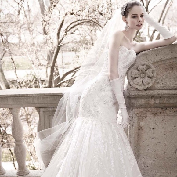 Like new Wedding dress - Picture 4 of 4