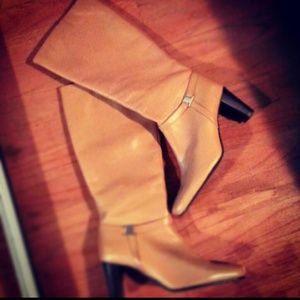 Camel/ Tan brown boots by Naturalizer size 6.5M