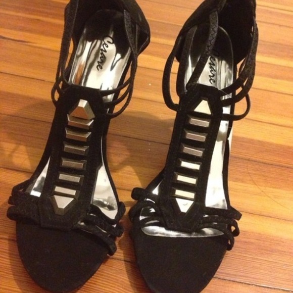 Black shoes
