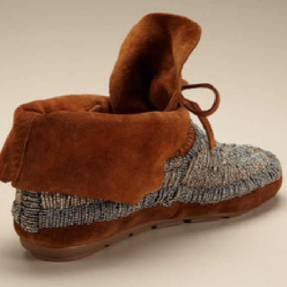 House of Harlow 1960 Beaded Moccasin - Picture 2 of 3