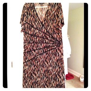 Shape flattering dress!