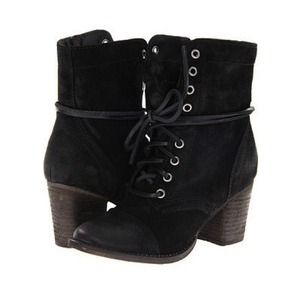 Steve Madden Gretell Lace Up Booties