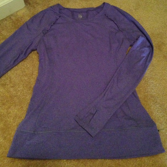 Green top is gone only two tops - Picture 2 of 3