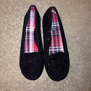 Bamboo never worn black.