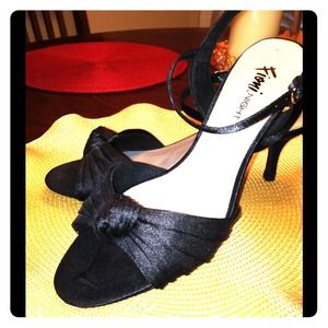 Shimmery black dress shoes!