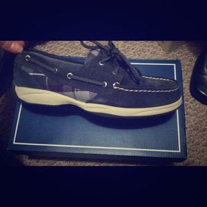 ⬇️Reduced!⬇️ NIB Sperry's