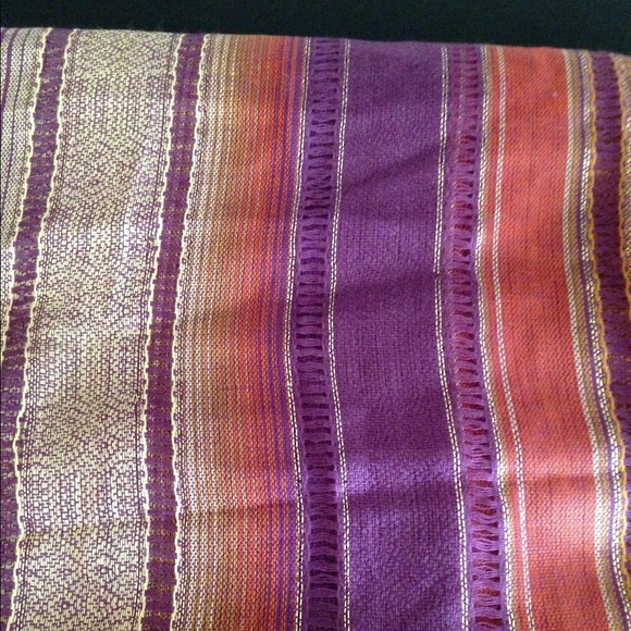 🚫Sold🚫 colored scarf with metallic gold - Picture 2 of 2