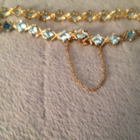 🌟bundled🌟14k gold 🌟Turquoise bracelet :)