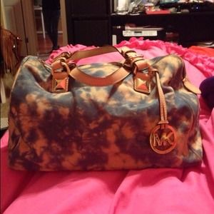Tie Dye Michael Kors Grayson (Accepting offers)