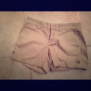 Adorable BR khaki shorts