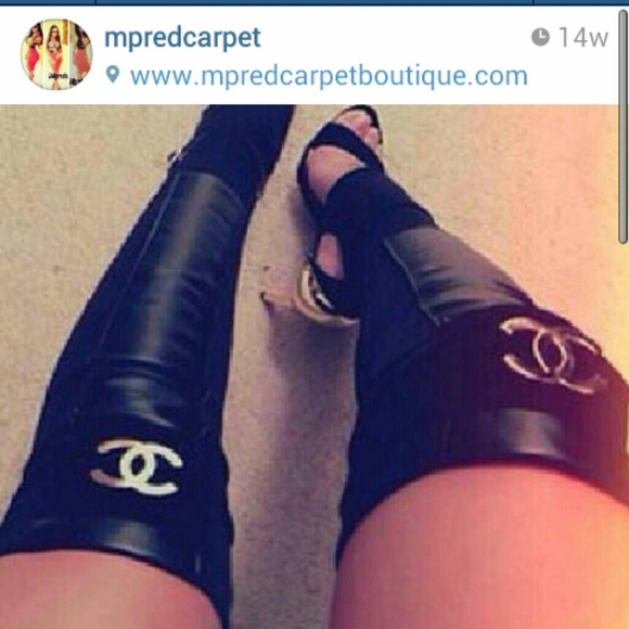 CHANEL LEG WARMERS