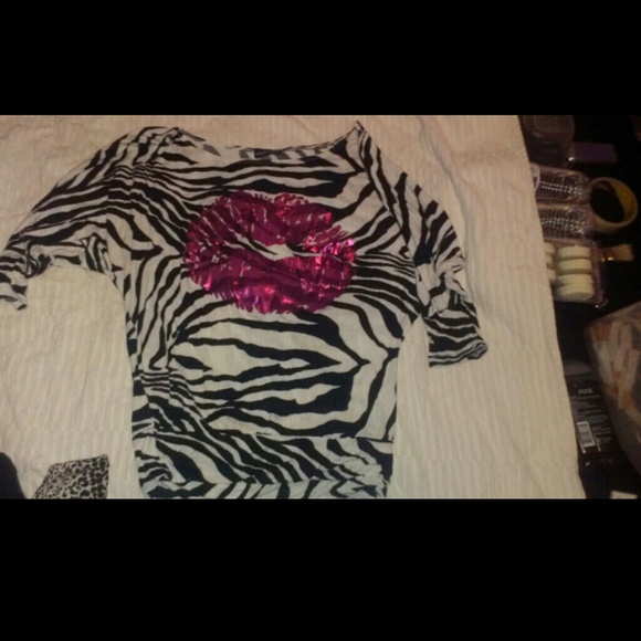 Wet seal shirt