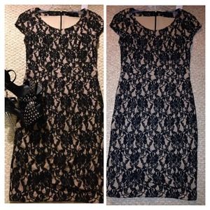 🔴Traded🔴 to Kelsey. Dress & 4 flats