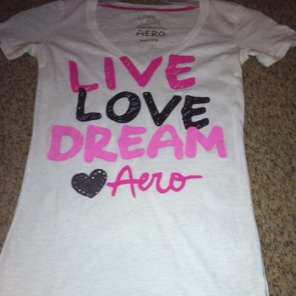 Aero white vneck fitted tee size xsmall