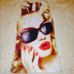❌❌SOLD❌❌One size fits most beautiful tank top