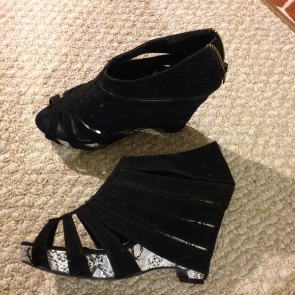 🔴Traded🔴 to @Kmariec