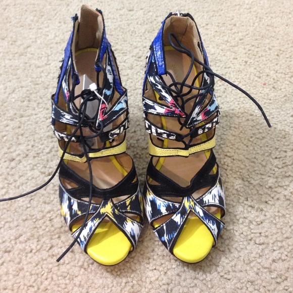 Brand new Zara heels