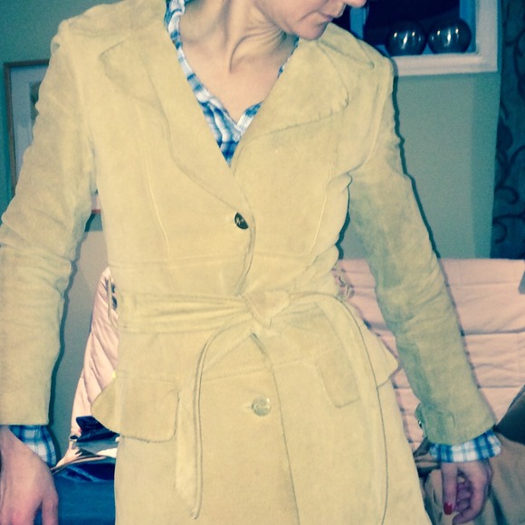 💥Real suede trench from Marciano 💥sold in bundle