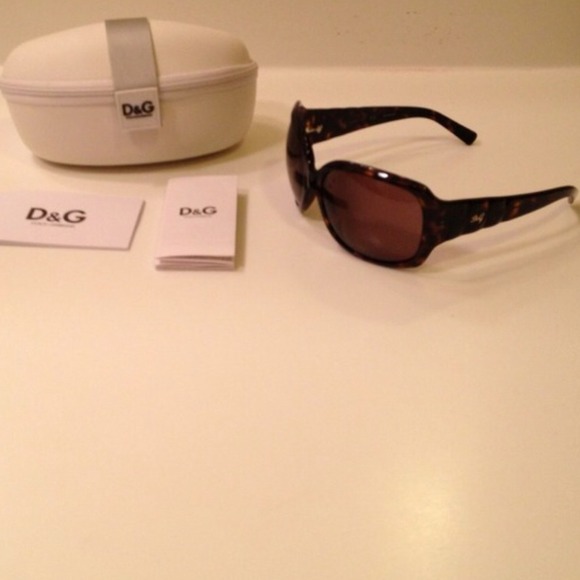 D&G Accessories - 👎REDUCED👎Authentic D&G sunglasses