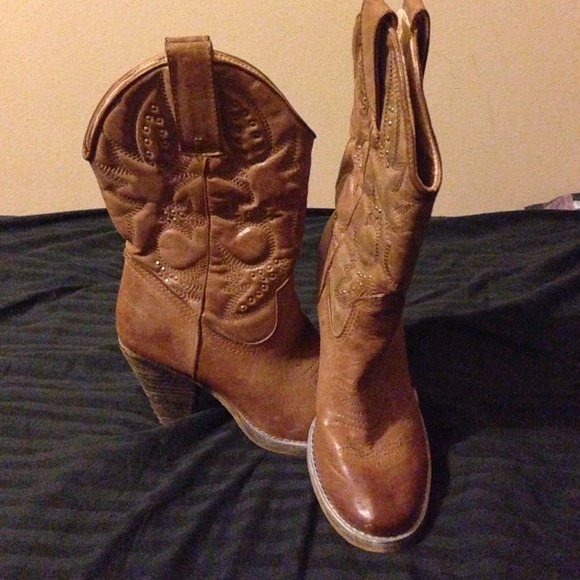 Very Volatile camel brown calf high boots