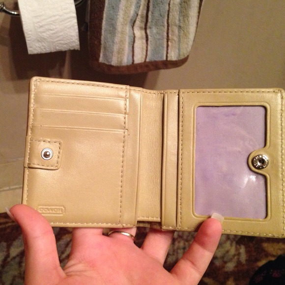 Coach wallet - Picture 2 of 4