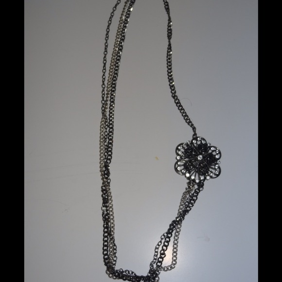 Beautiful Flower Necklace