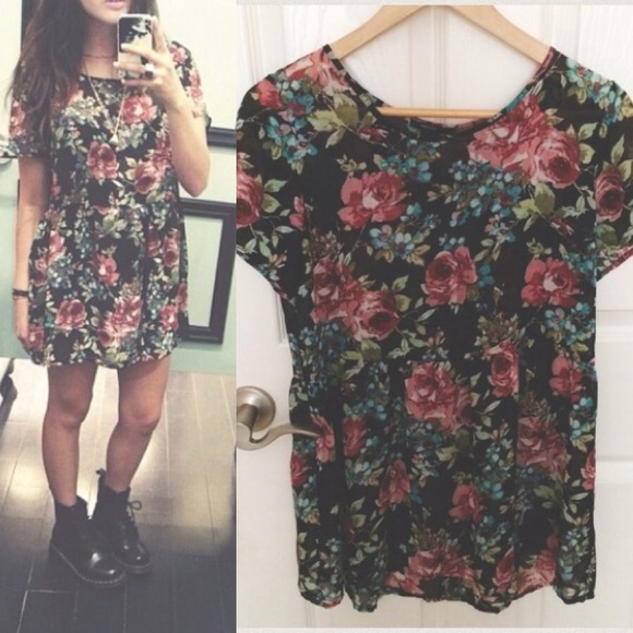 🚫SOLD🚫Forever 21 Top/Dress 🌸