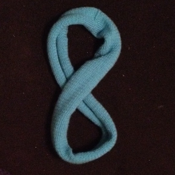 Custom knit Infinity Scarf - Picture 2 of 3