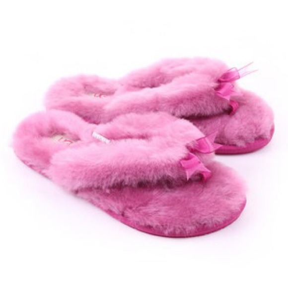 UGG Fluff Flip Flop II