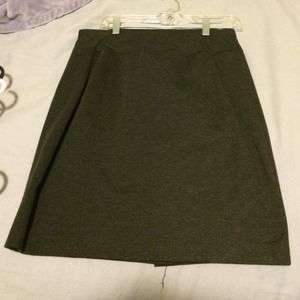 Mid length skirt