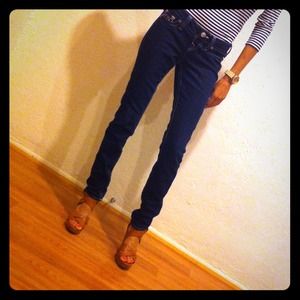 ON HOLD Size 26 True Religion Skinny's- Dark Blue