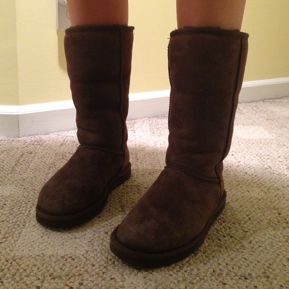 UGG Boots - Tall brown Ugg boots