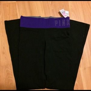 NWT Victoria secret pink ravens yoga pants!