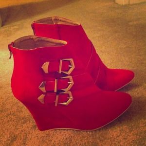 NEW Red w/ Gold Buckle Wedge Booties - Size 8
