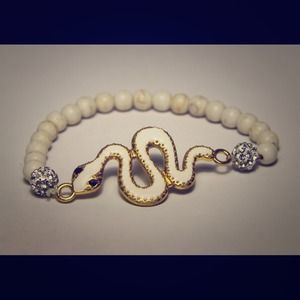 Snake beaded bracelet