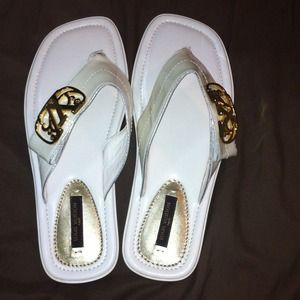 Louis Vuitton slippers