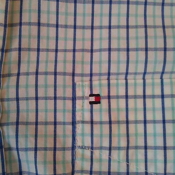 New Tommy Hilfiger dress shirt worn once - Picture 1 of 4