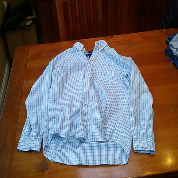 New Tommy Hilfiger dress shirt worn once - Picture 3 of 4