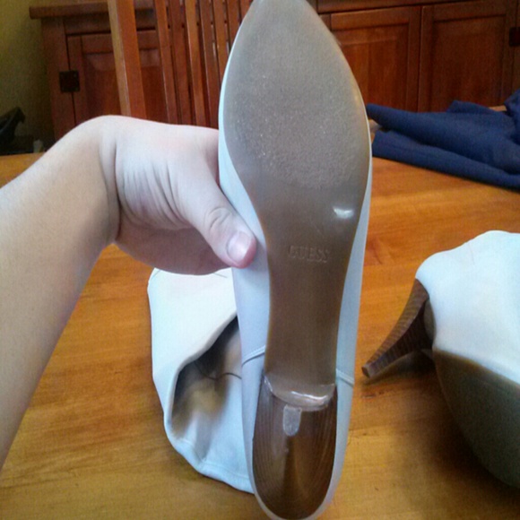I have a gorgeous pair of guess stripper boots. - Picture 4 of 4