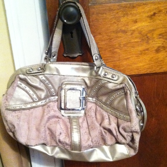Guess purse