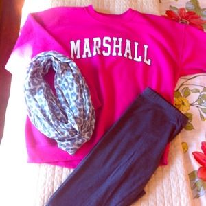 Cropped gray leggings