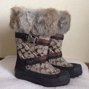 Signature COACH Mariette BROWN Boots SZ 6