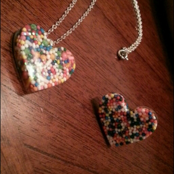 Cute sprinkled necklace and ring