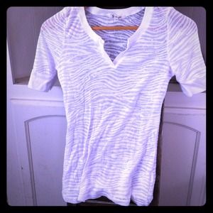 NWOT Shear zebra print ,3/4 sleeves top XL  $10