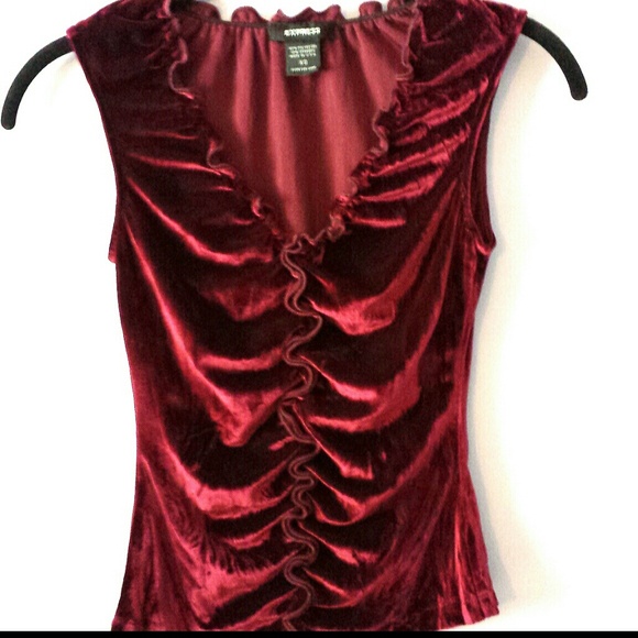 Velvet sleeveless top