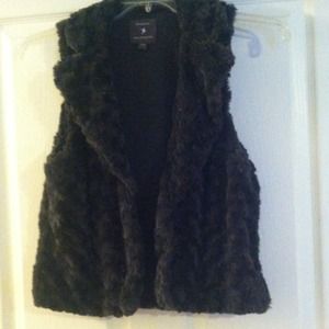 Forever 21 faux fur vest