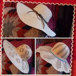 !!! REDUCED !!! Beautiful Sunhats set of 3