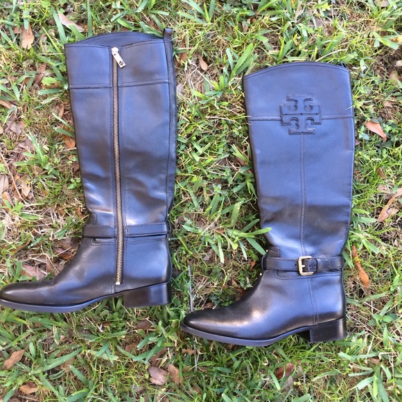 Tory Burch Boots - To keep 👑HOST PICK👑 #toryburch Black leather